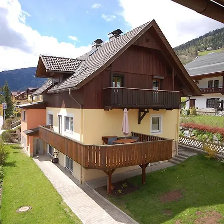 Ferienhaus Ferienhaus Laura *
